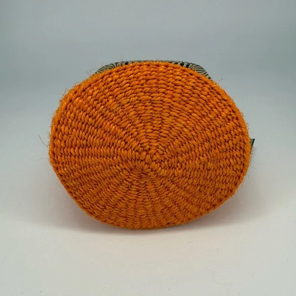 NWT Handwoven Bolga basket or bag in Sisal Orange and Zebra Combo - Picture 3 of 13